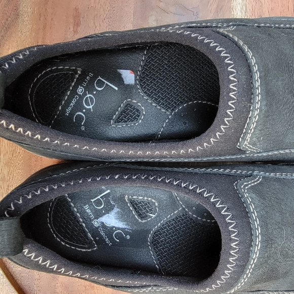These b.ø.c. (Born Concept) slip-ons 7.5 - Picture 2 of 8